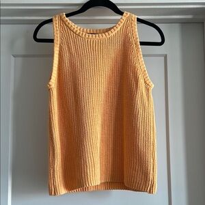 525 sleeveless knit top in size S